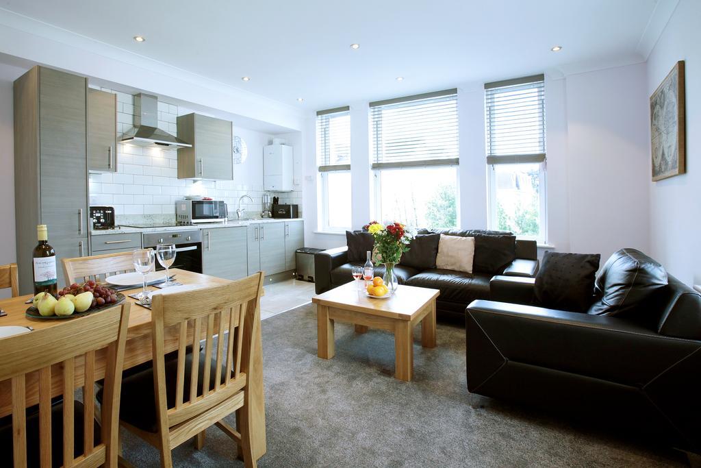 Austens Apartments توركواي المظهر الخارجي الصورة