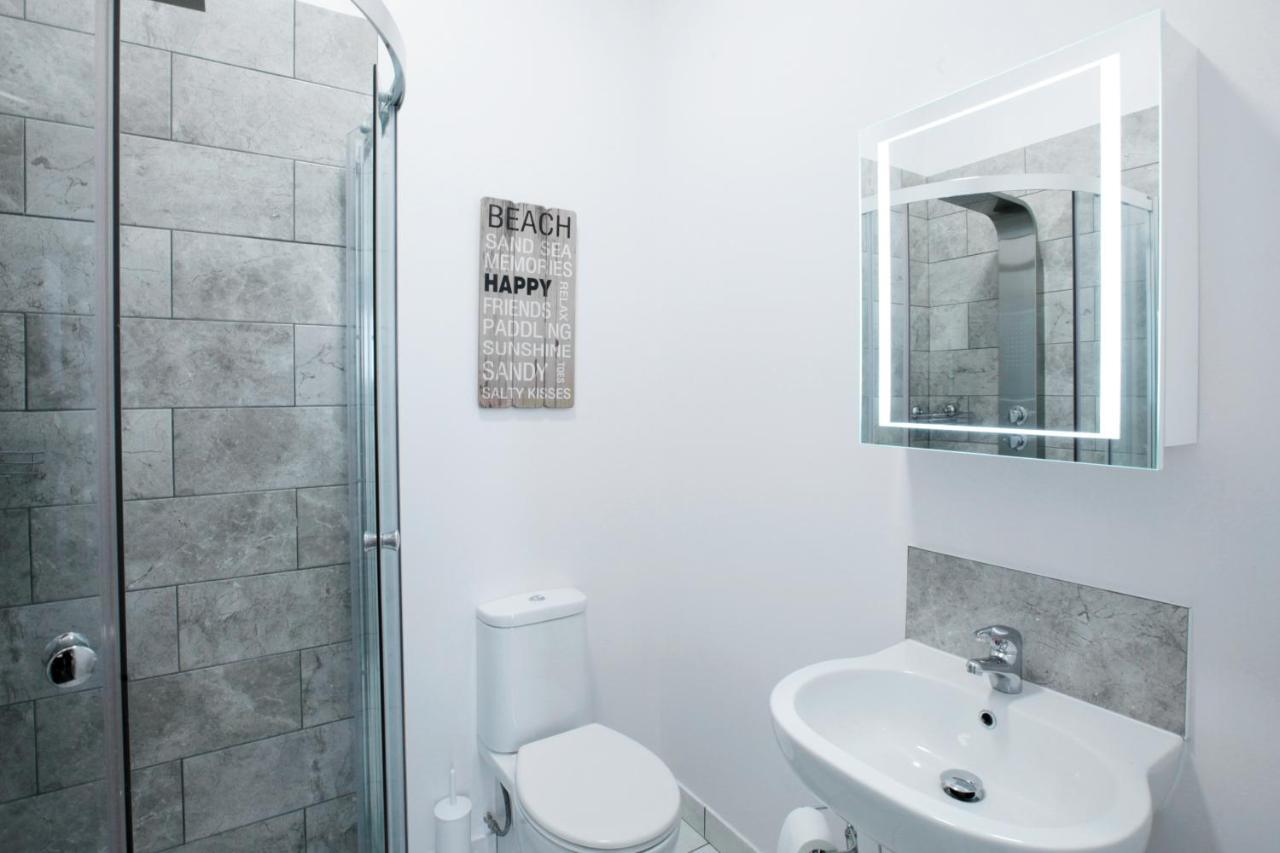 Austens Apartments توركواي المظهر الخارجي الصورة